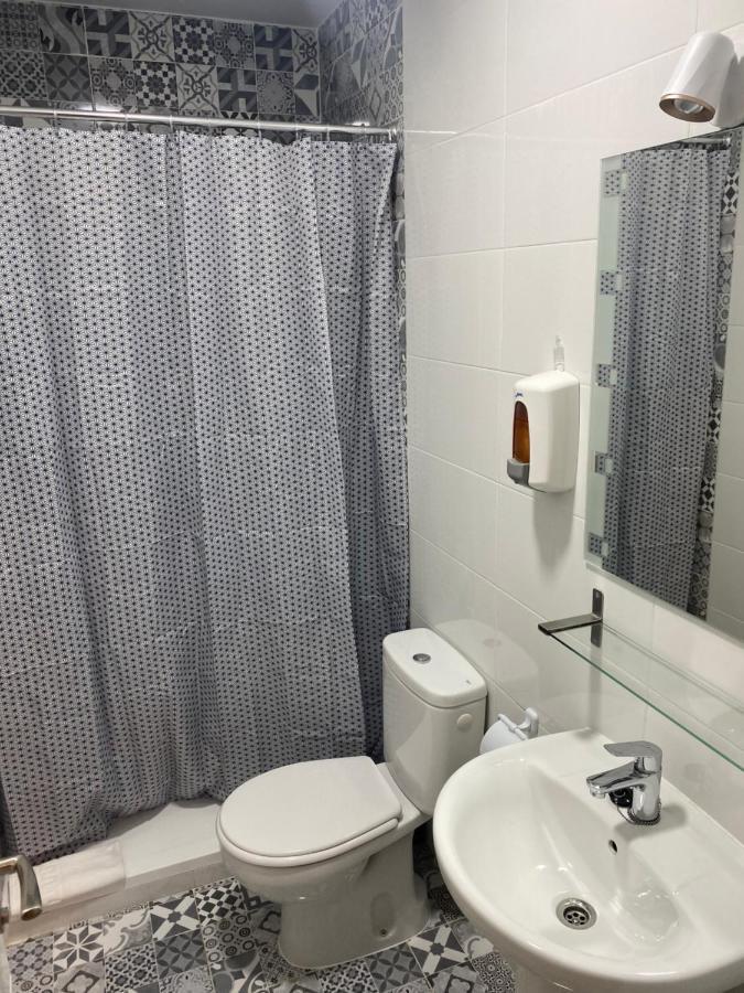 Hostal Oliver Madri Exterior foto