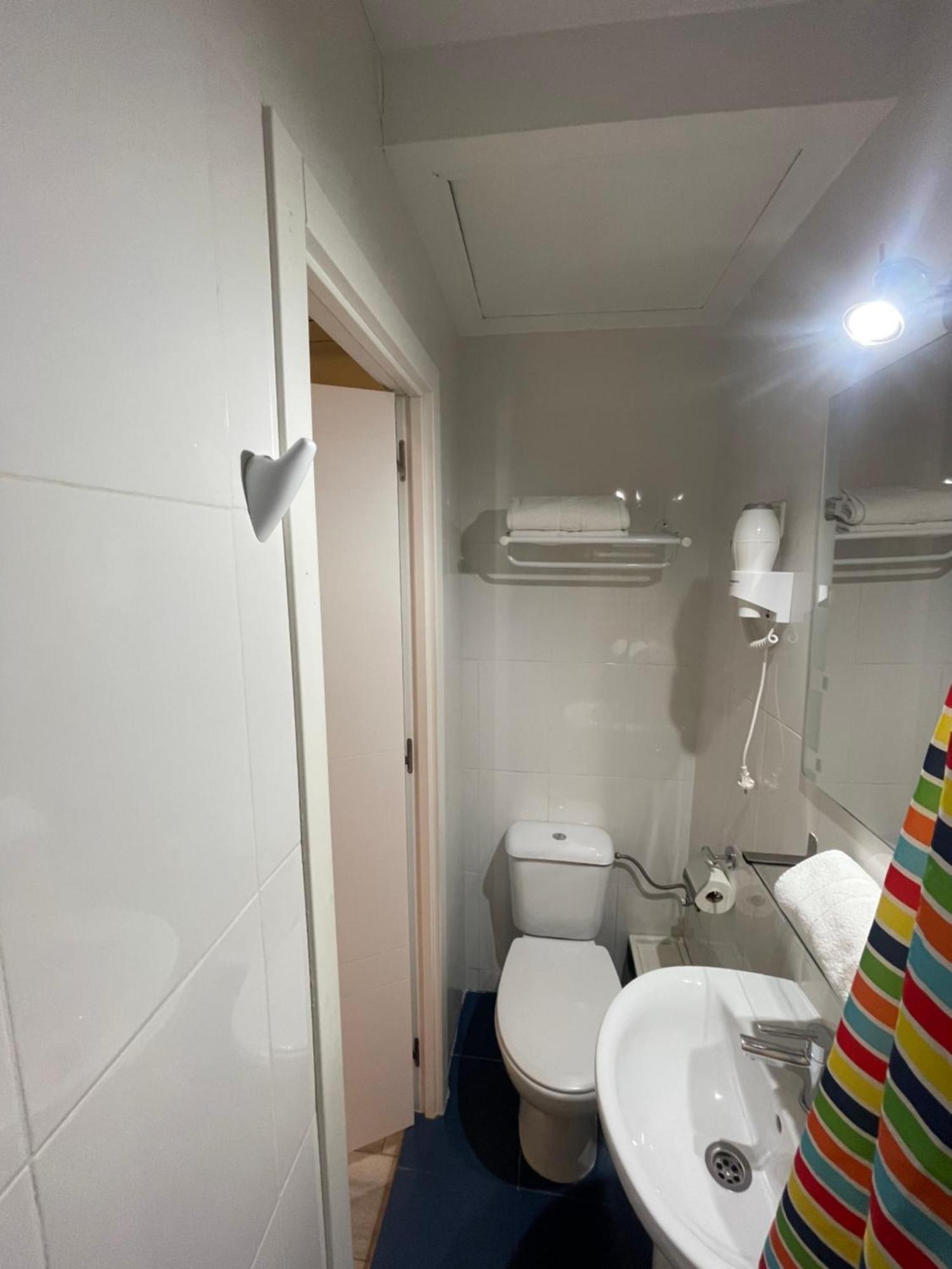 Hostal Oliver Madri Exterior foto