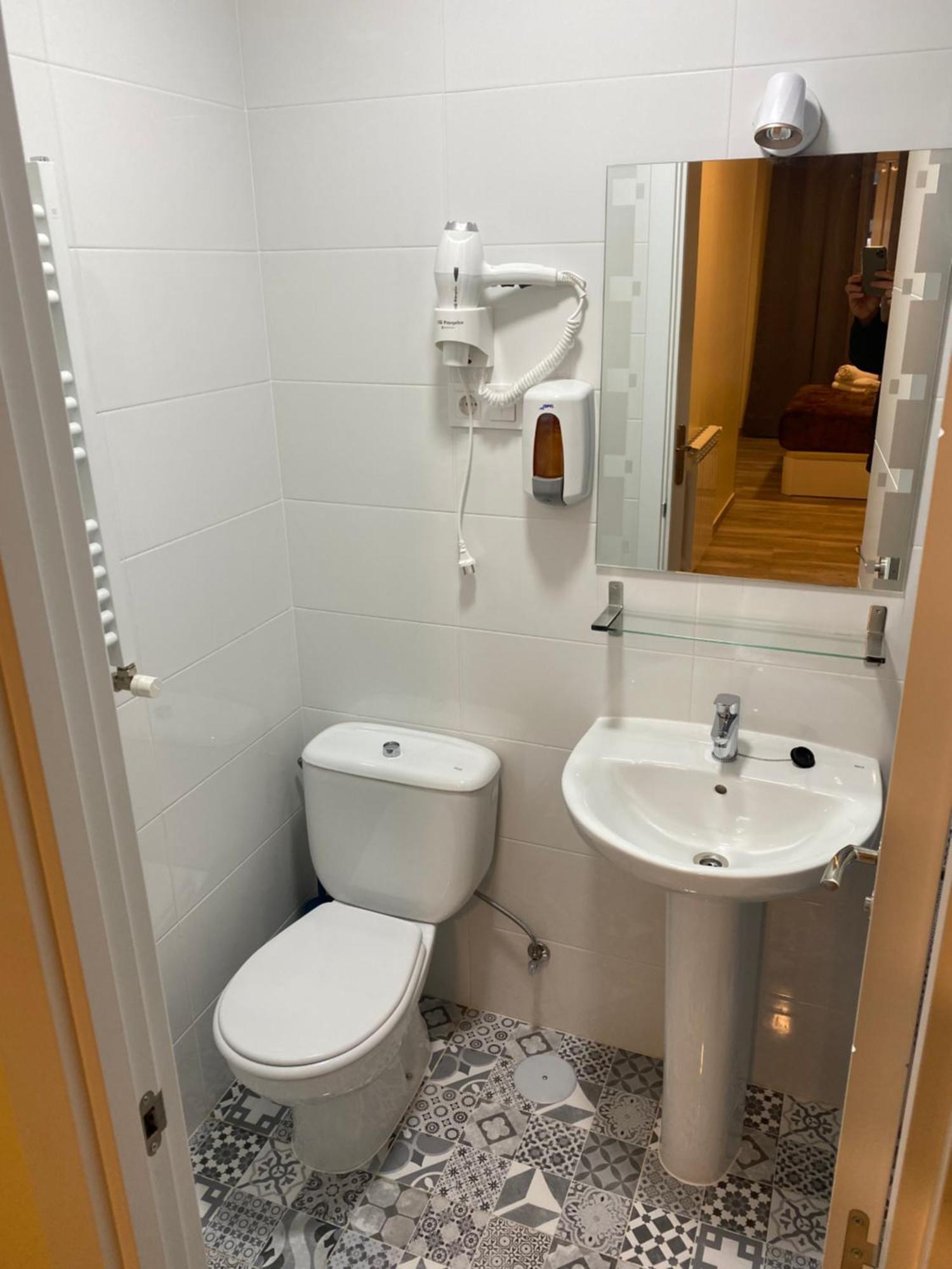 Hostal Oliver Madri Exterior foto
